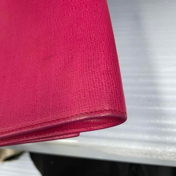 100% Authentic Saint Laurent Leather Long Wallet - Picture 4 of 12